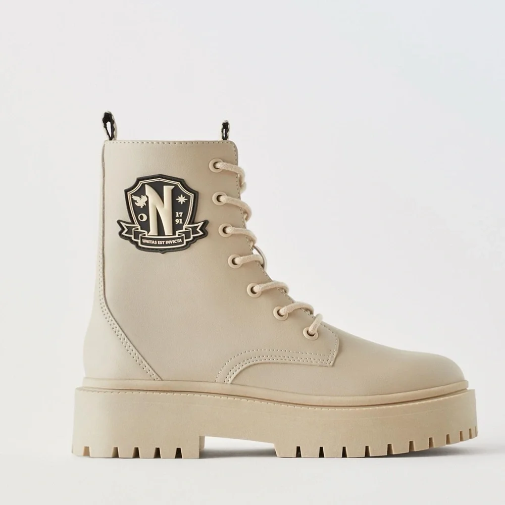 ZARA Wednesday Ankle boots 2100/330